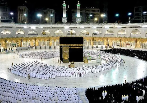 10 Nights 4 Star Umrah Package from Chicago