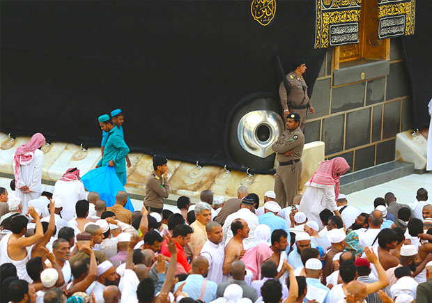 10 Nights 5 Star Umrah Package from Houston