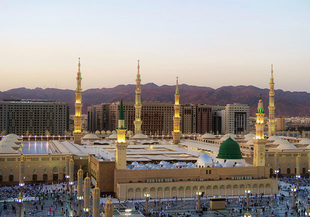 5 Nights 5 Star Umrah Package from New York